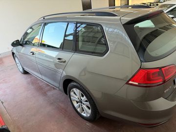 Volkswagen Golf - 9