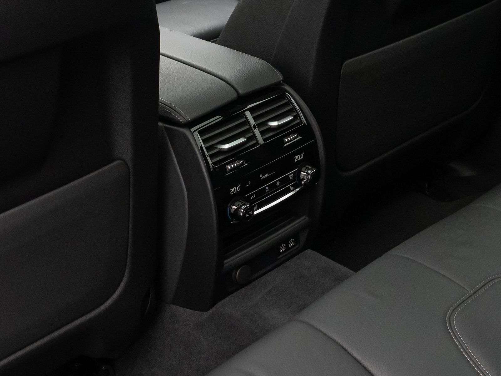 Fahrzeugabbildung BMW 540d xD M Sport Panoram Kamera Laser HUD DAB H/K