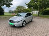 Mercedes-Benz Mercedes Benz B250/Automatik/AHK - Mercedes-Benz B 250 von privat