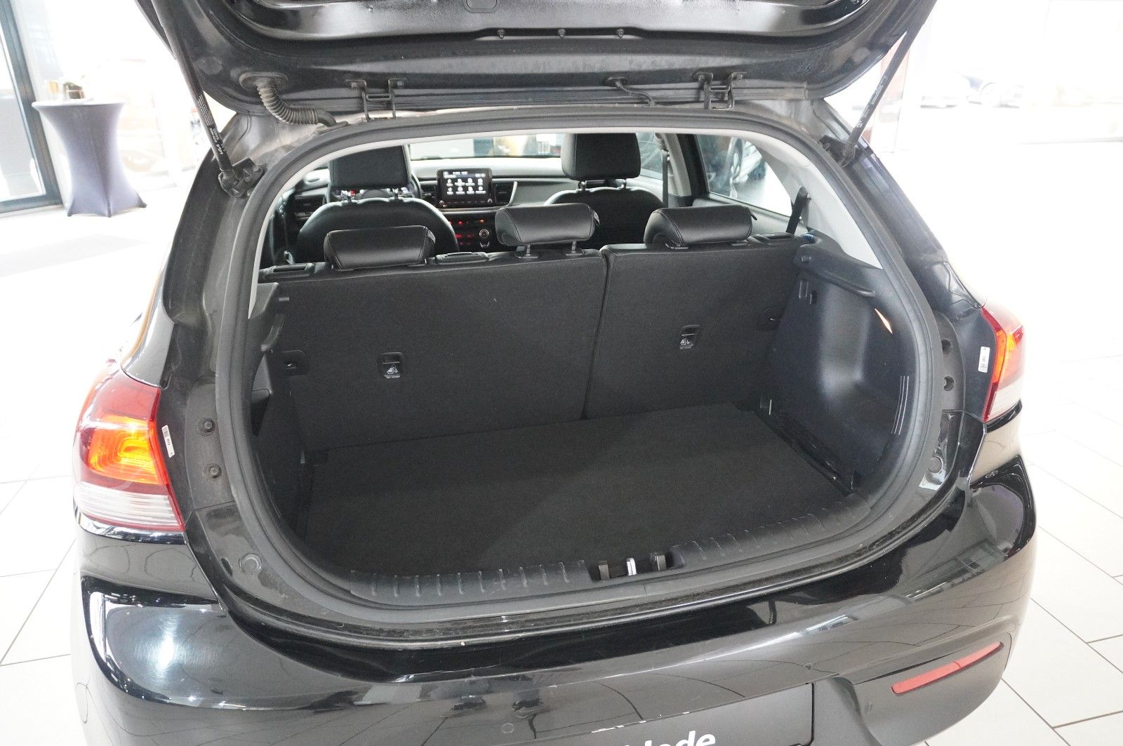 Fahrzeugabbildung Kia Rio 1.0 T-GDI VISION NAVI/LED/KAMERA/LEDER/SHZ