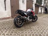 BMW F900R - BMW R 90