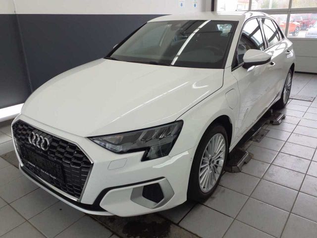 Audi A3 Sportback ADVANCED 40TFSI e VIRTUAL.LED.NAVI.