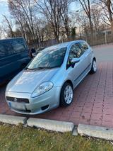 Fiat Grande Punto 1.4 Automatil TÜV 07/27 - Fiat Grande Punto Gebrauchtwagen in Augsburg