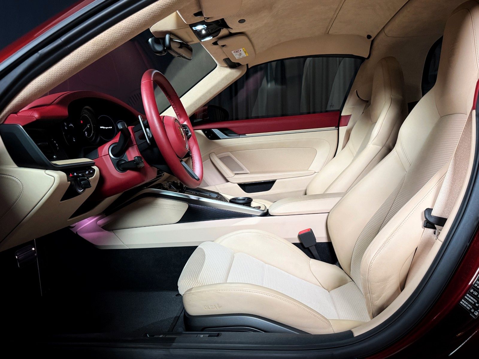 Fahrzeugabbildung Porsche 911 Targa 4 S Heritage + Lift + Approved + PCCB