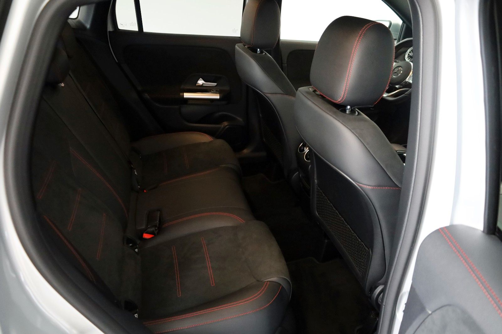 Fahrzeugabbildung Mercedes-Benz GLA 220d 4M, AMG line,T.Leder,Navi,LED,SH,Kamera