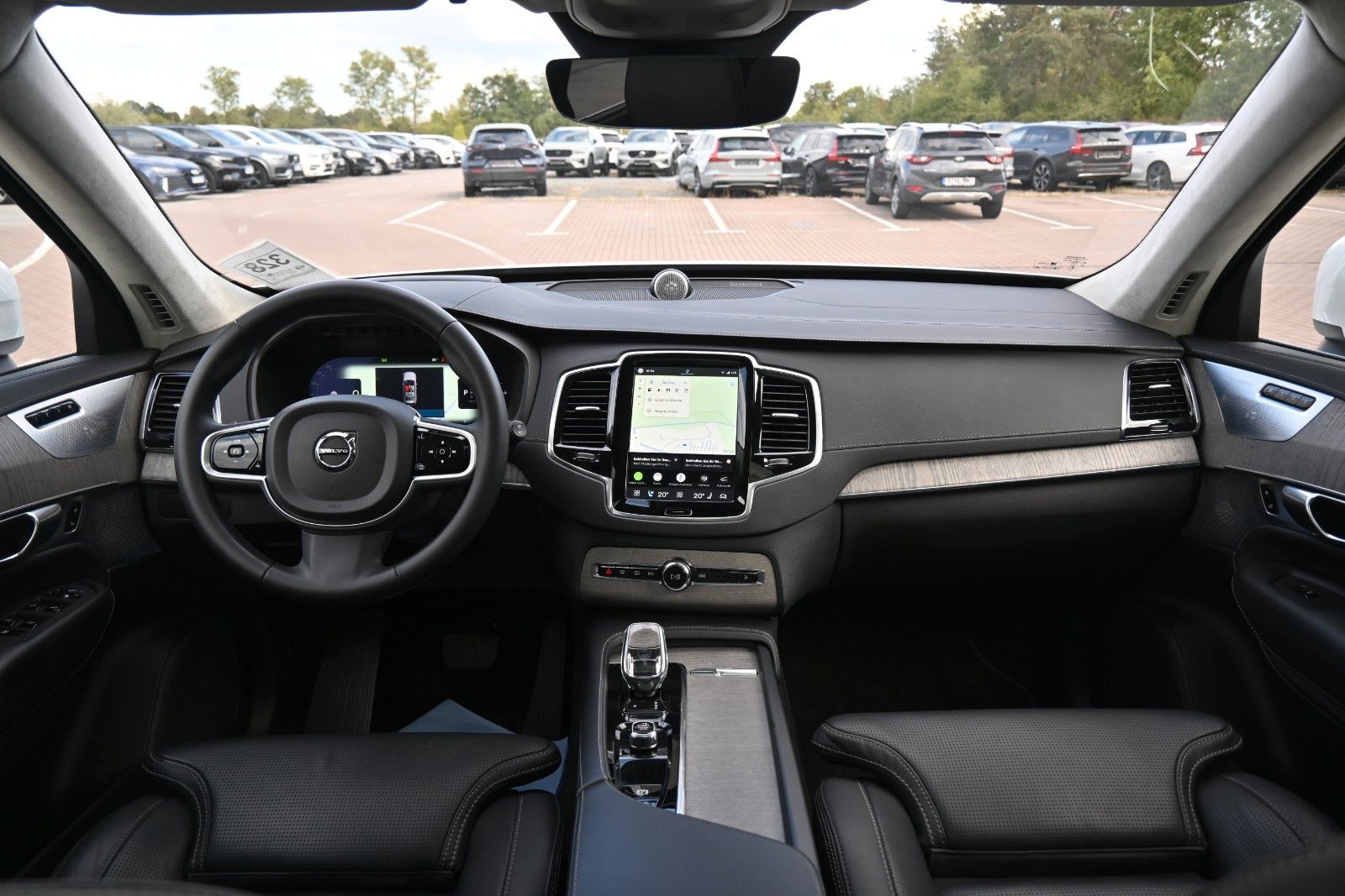 Fahrzeugabbildung Volvo XC90 T8 AWD Ultimate Bright Recharge*PANO*B&W*