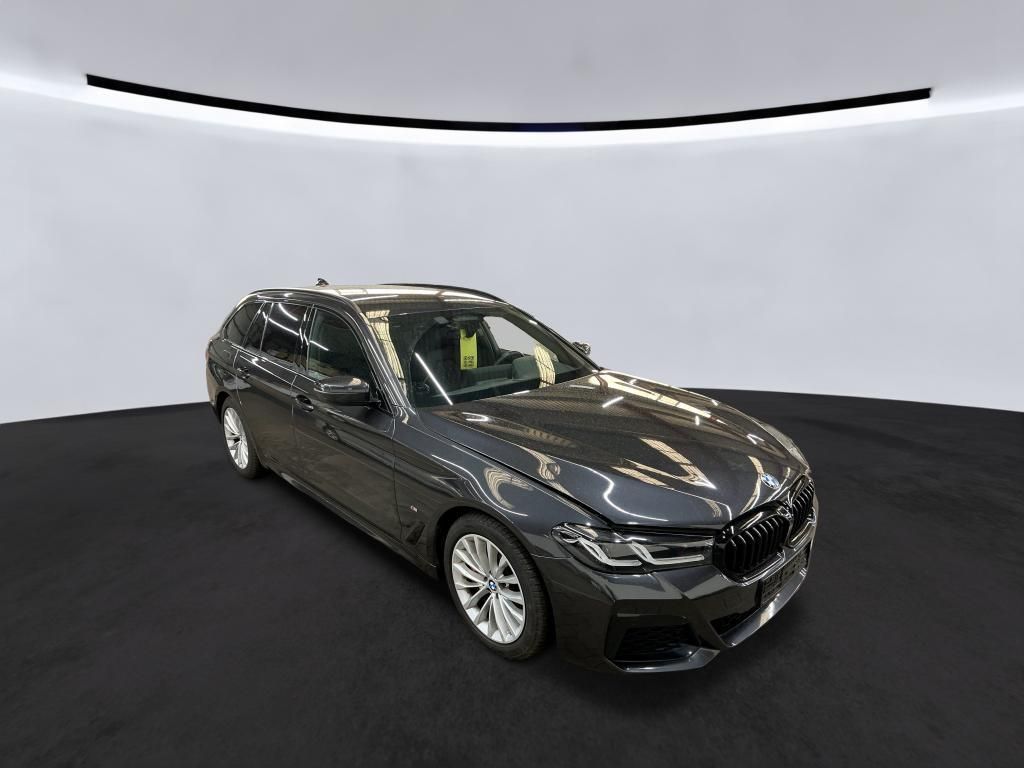 BMW 520d 2.0 M Sport xDrive Steptronic M Sport Pro|S foto 4