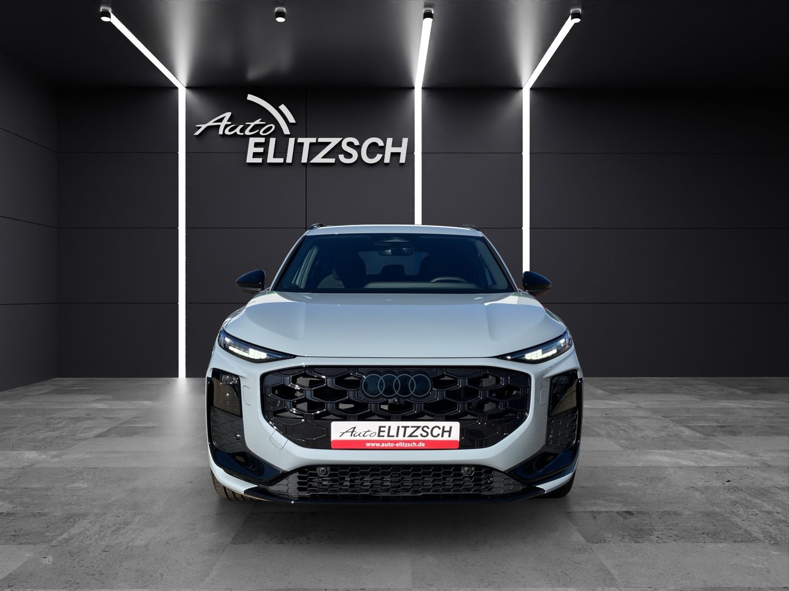 Fahrzeugabbildung Audi Q3 TFSI S tronic MATRIX S line AREA VIEW