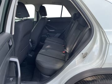 Volkswagen T-Roc Life 1.5 TSI Kam.+LED+Navi+SHZ+2xKlima+ACC