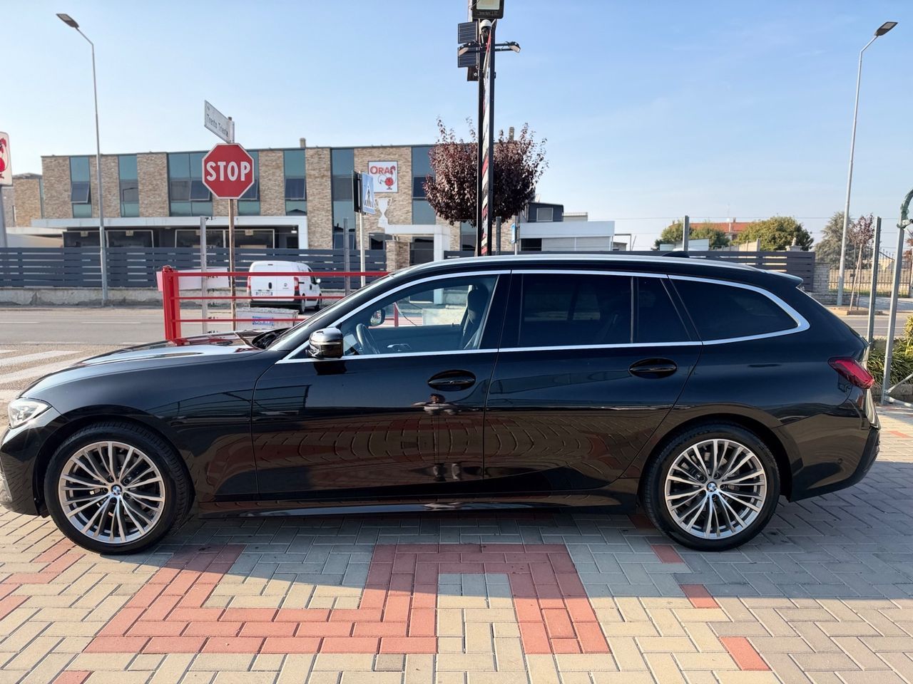 BMW Bmw 320d xDrive Touring Advantage 190CV imagem 3