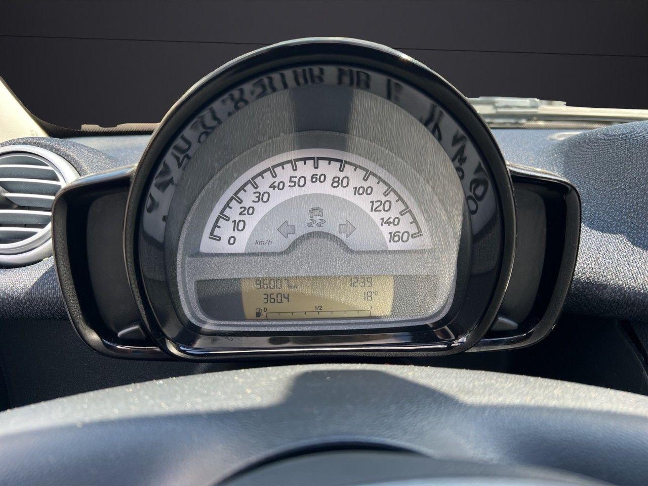 Smart fortwo cabrio MHD Cabrio SHF gepfl. TÜV neu