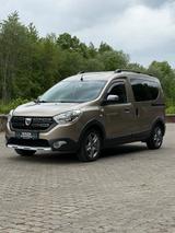 Dacia Dokker Stepway/KAMERA/PDC/LPG/KLIMA - mit LPG-Antrieb: Schaltgetriebe
