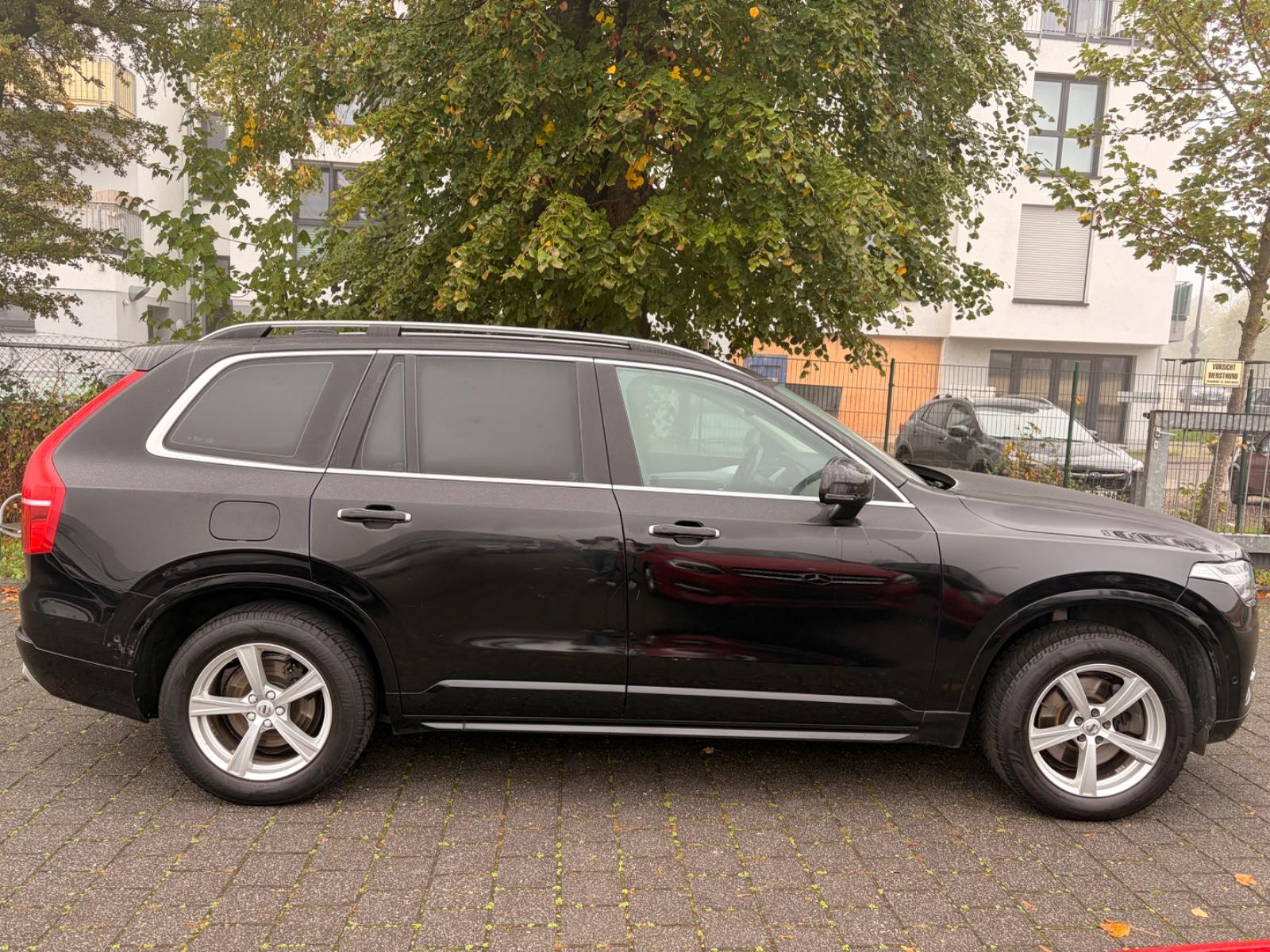 Volvo Momentum AWD VOLL 7.SITZER PANORAMA AUTOMATIK