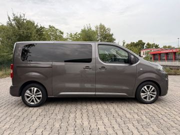Peugeot Traveller - 8