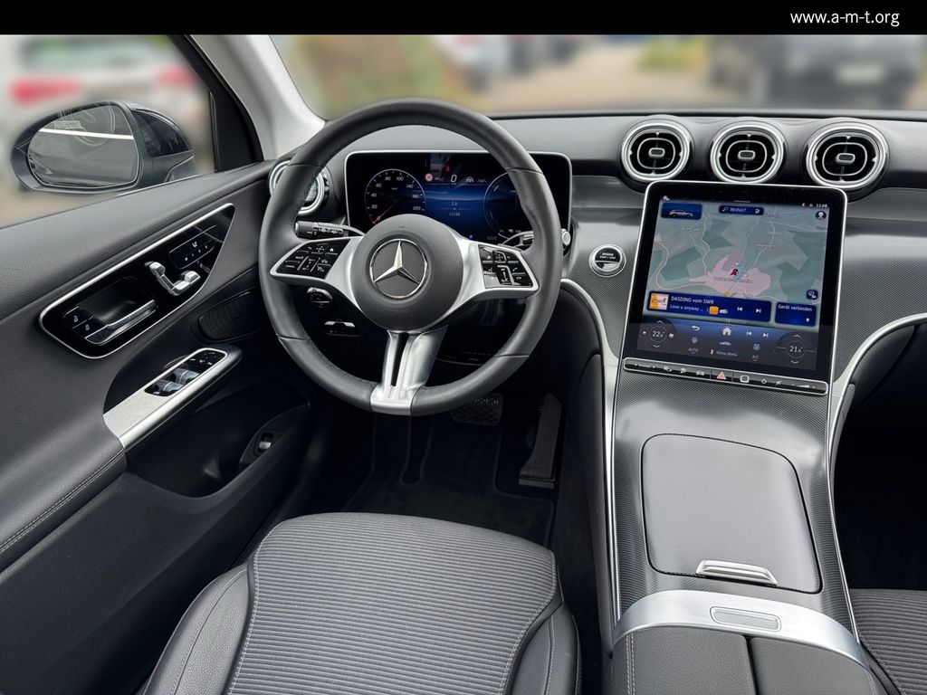 MERCEDES-BENZ GLC 300