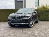 BMW X5 xDrive 45 e xLine 3,0 Hybrid Luxusausführung - BMW X5
