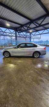 BMW 320d Modern Line Modern Line - BMW 320 aus 2012: 320d