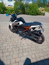 KTM Duke 125  - KTM 125 DUKE