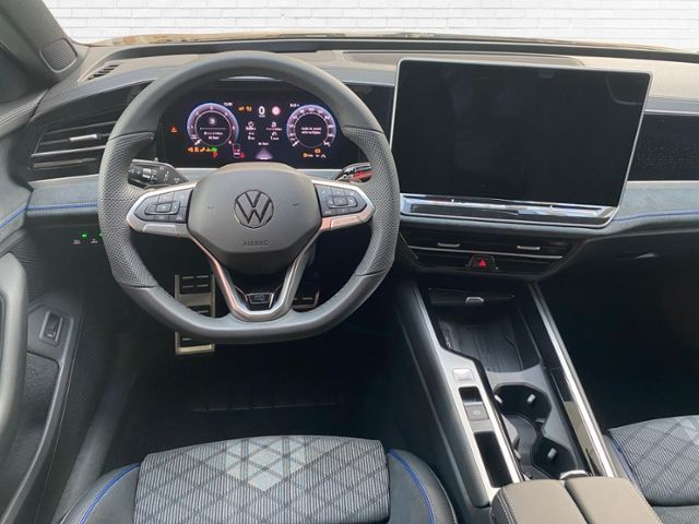 Fahrzeugabbildung Volkswagen Passat R-Line 2,0 l TDI SCR 110 kW (150 PS) 7-Ga
