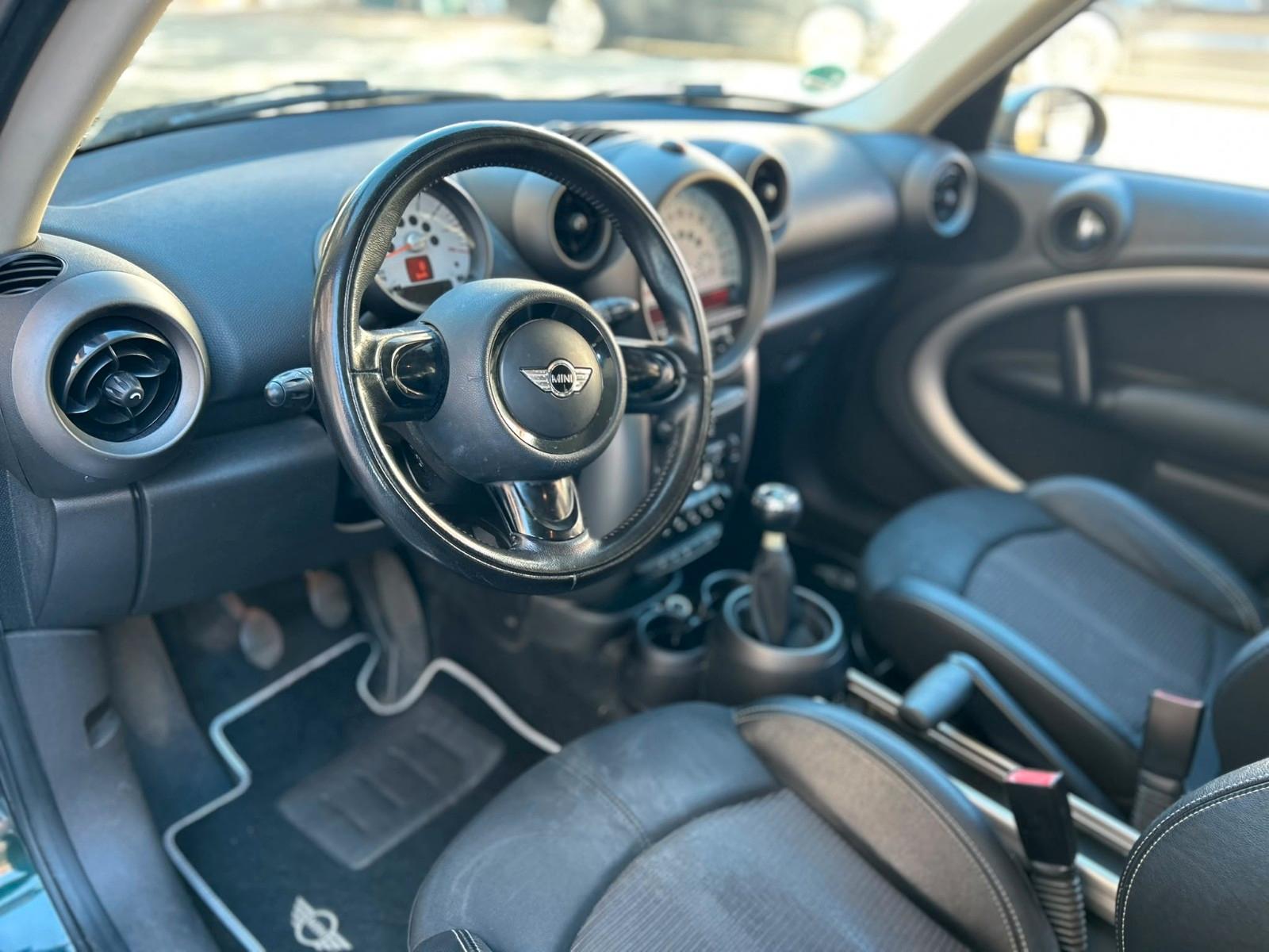 MINI Countryman  1,6 Ltr. - 72 kW 16V,