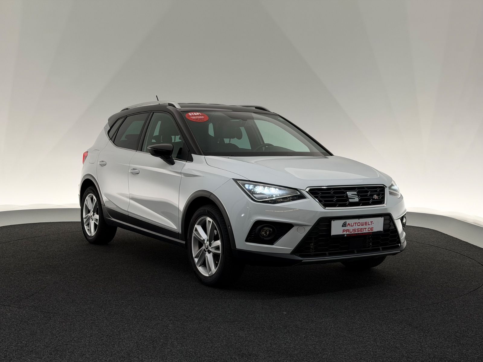 Gebrauchtwagen Seat Arona Arona 1.0 TSI*FR*LED-ACC-KESSY-R.KAM-SHZ-TOT.W in Horb am Neckar