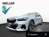 BMW i5 eDrive40 Touring M Sport Pro Iconic Glow B&W