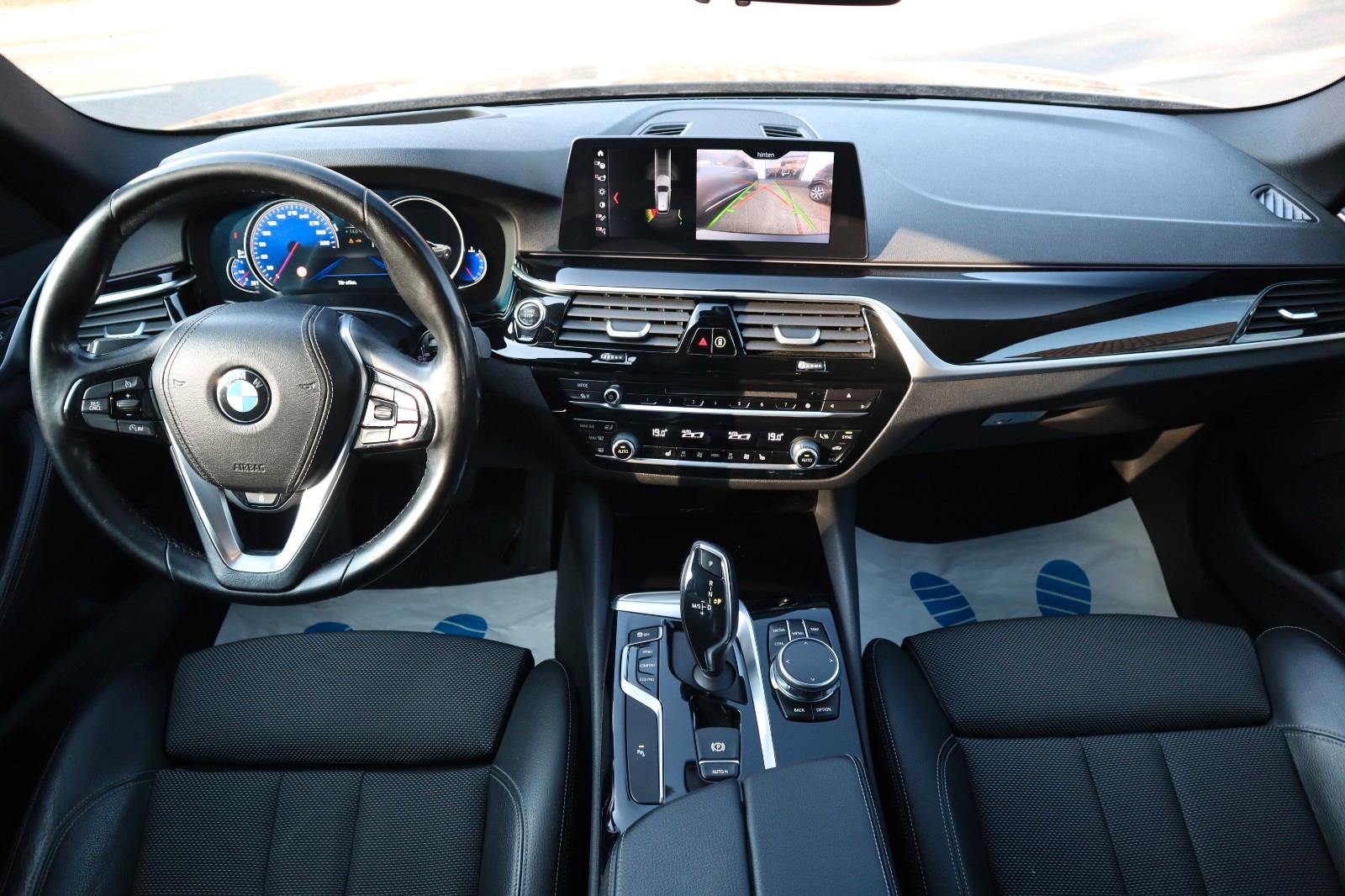 BMW 520d Touring Sport Line*Ambilight*Shadow-Line*