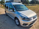 Volkswagen Caddy Maxi Comfortline *AHK*NAVI*PDC*8-fachBer. - Volkswagen Caddy Maxi in Berlin