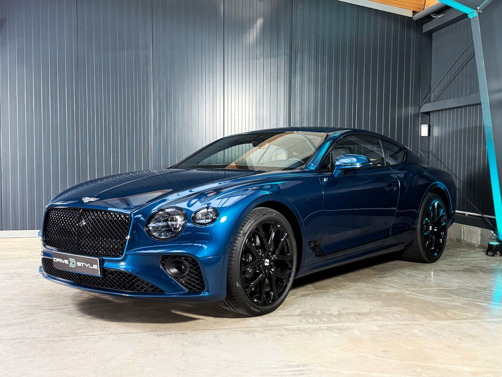Fahrzeugabbildung Bentley Continental GT 6.0 W12 Speed Mulliner
