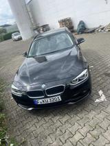 BMW 318i Touring Aut | Navi| PDC | Scheckheft - BMW 318 in Frankfurt (Main)