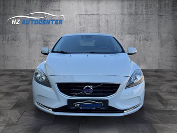 Volvo V40 Kinetic*LED*TEMPOMAT*SOUND*PDC*1.HAND*TOP