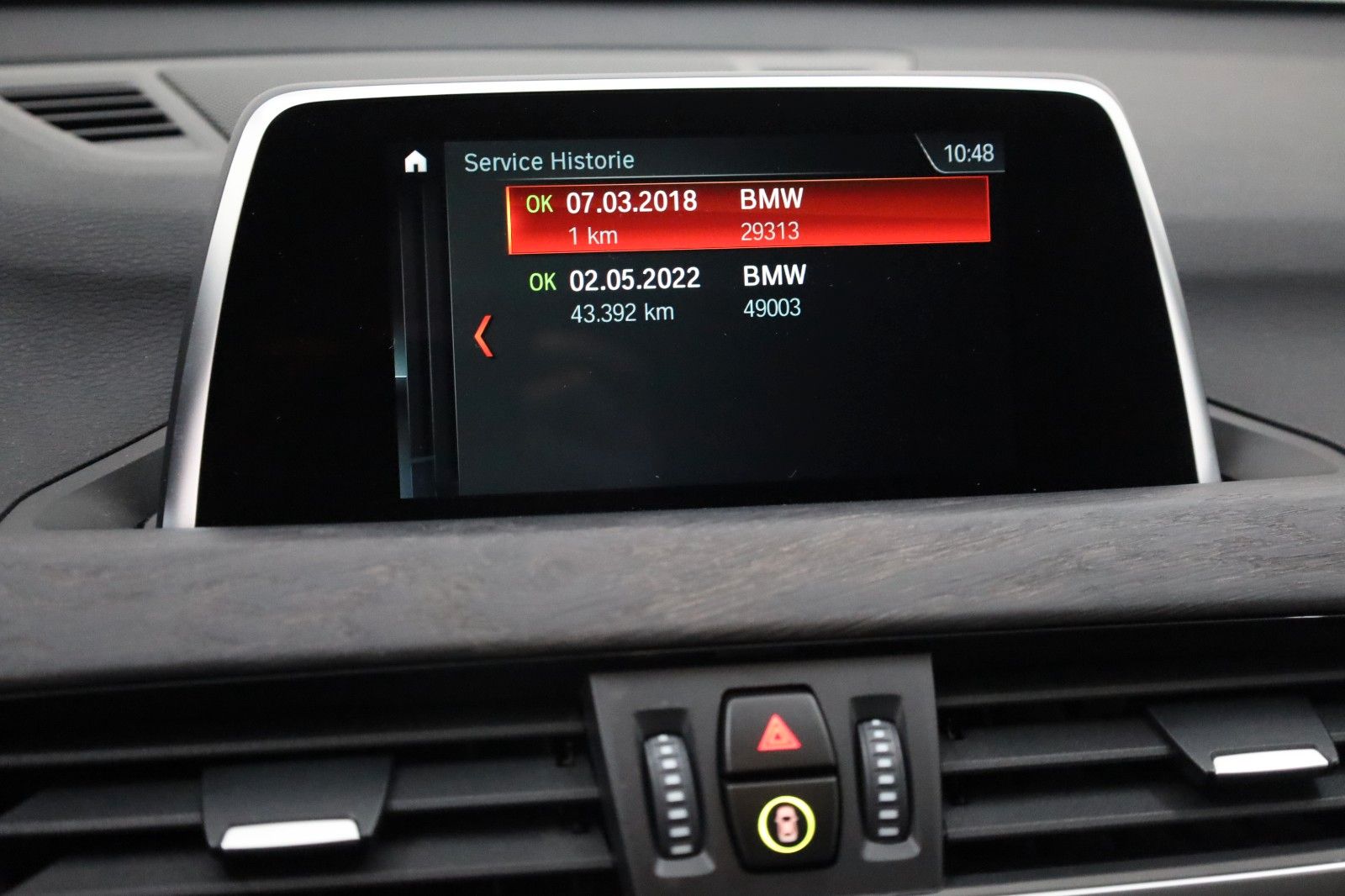 Fahrzeugabbildung BMW X1 xDrive 20 i xLine Leder,Navi,LED,Panorama,SH