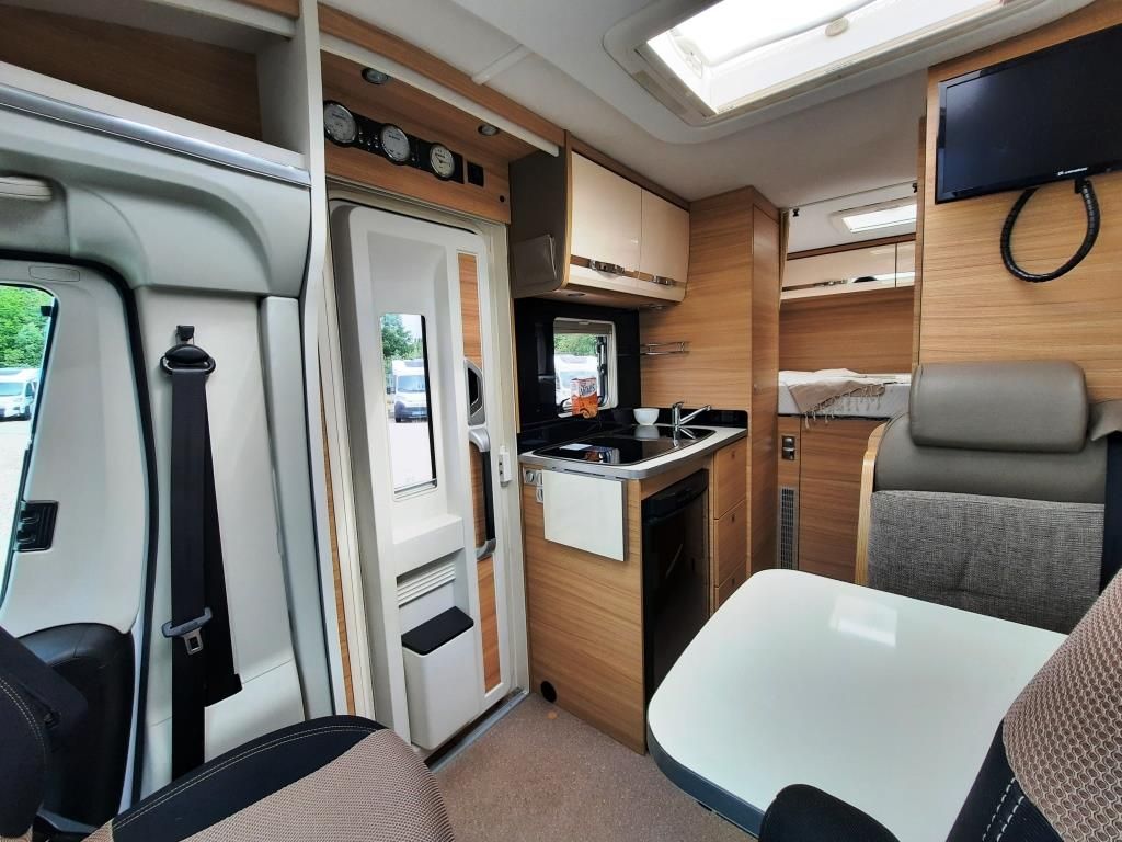 Fahrzeug Übersicht 9 Fahrzeugabbildung Dethleffs Globebus T 1 SAT/TV/NAVI/KAMERA/