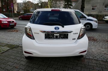 Fahrzeugabbildung Toyota Yaris Hybrid Edition 2014