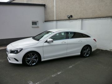 Mercedes CLA 200 Shooting Brake - 2