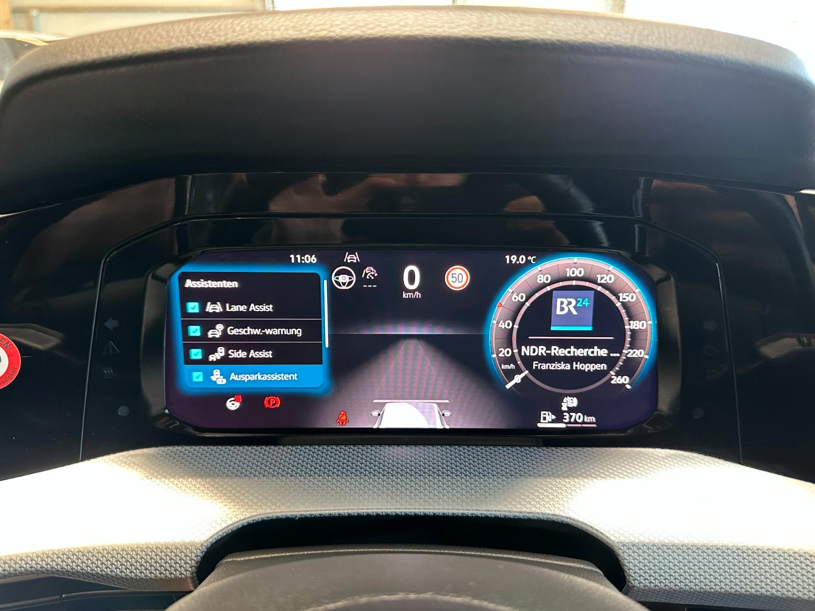 Volkswagen Golf VIII *Keyless*Totwinkel*ACC*PDC*LED*VOLL, миниатюра 13