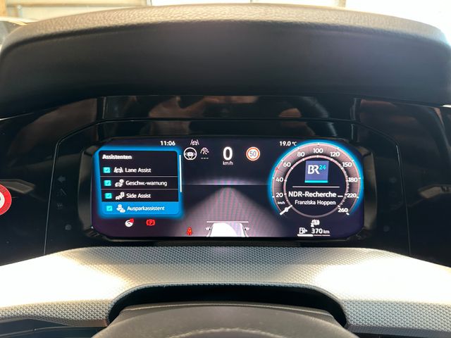 MYAUTOCENTER – Gebraucht- und Jahreswagen mit Werkstattservice in Pfaffenhofen Volkswagen Golf VIII *Keyless*Totwinkel*ACC*PDC*LED*VOLL