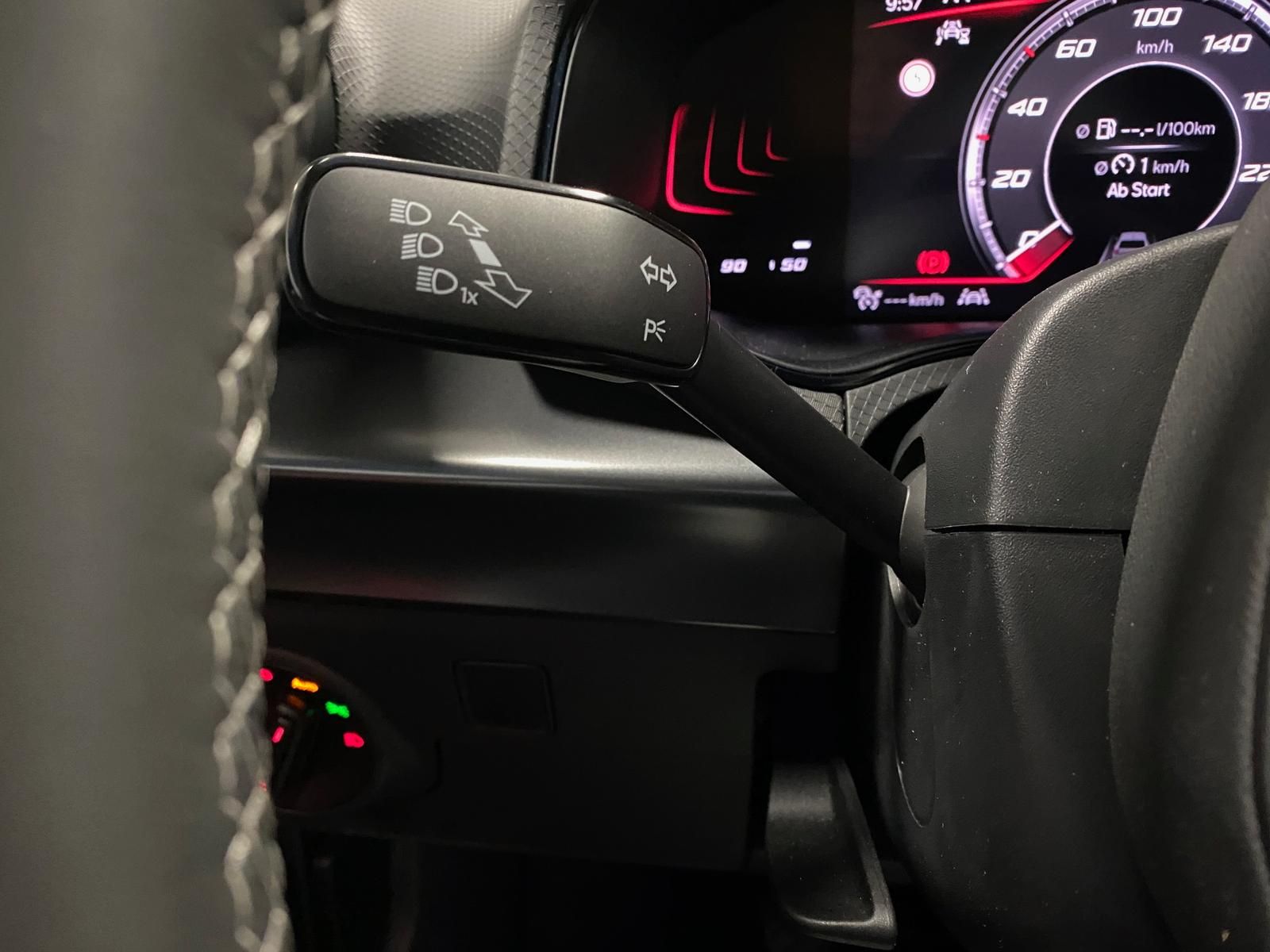 Fahrzeugabbildung SEAT Ibiza 1.0 TSI FR APP+KLIMA+ACC+RFK+5J GARANTIE++