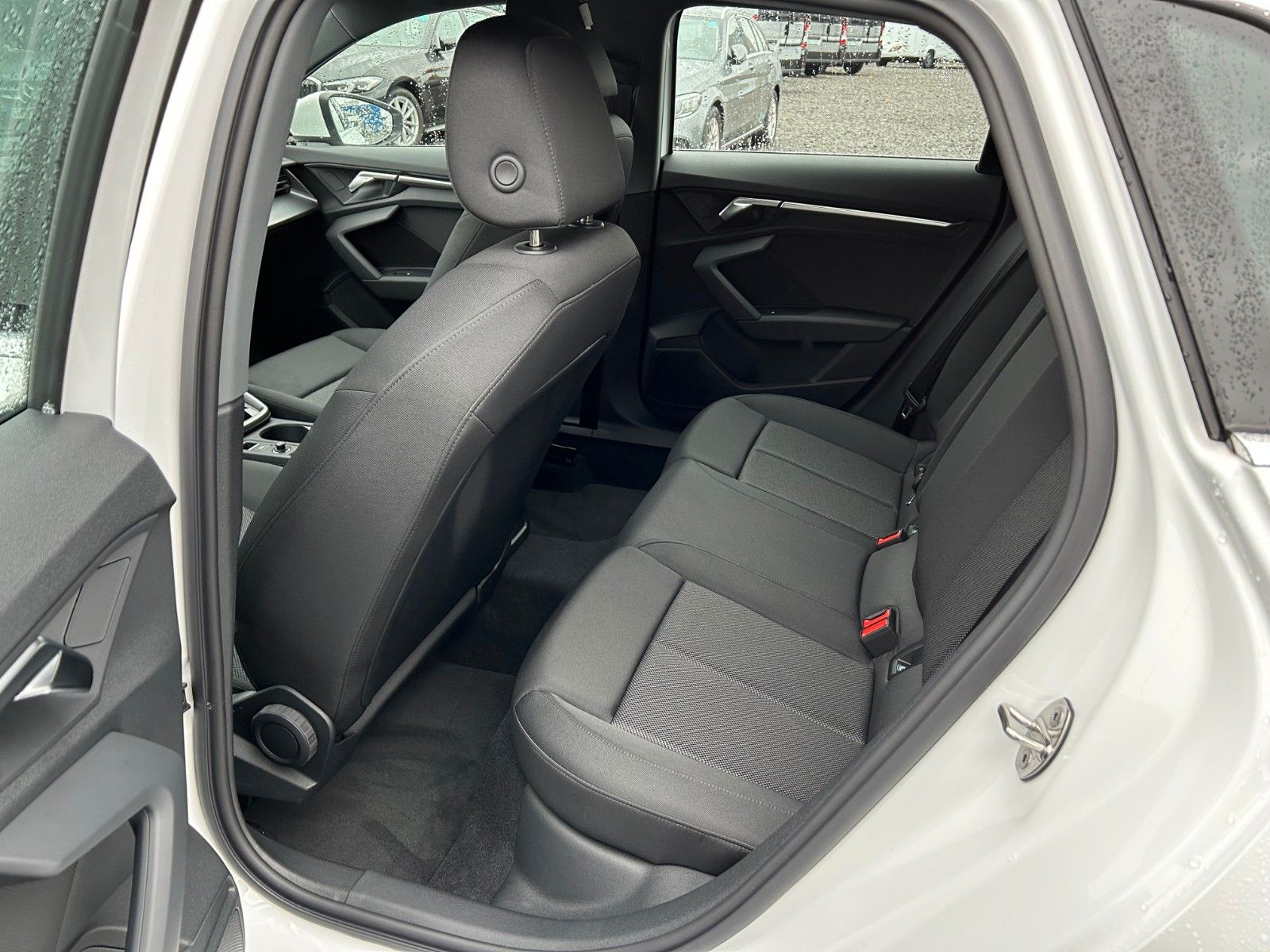 Fahrzeugabbildung Audi A3 Sportback 35 TFSI S-Tronic ACC LED Navi