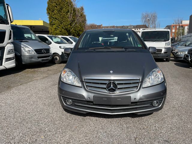 Mercedes-Benz A 180 CDI ELEGANCE,Euro 5,Automatik,Navi*