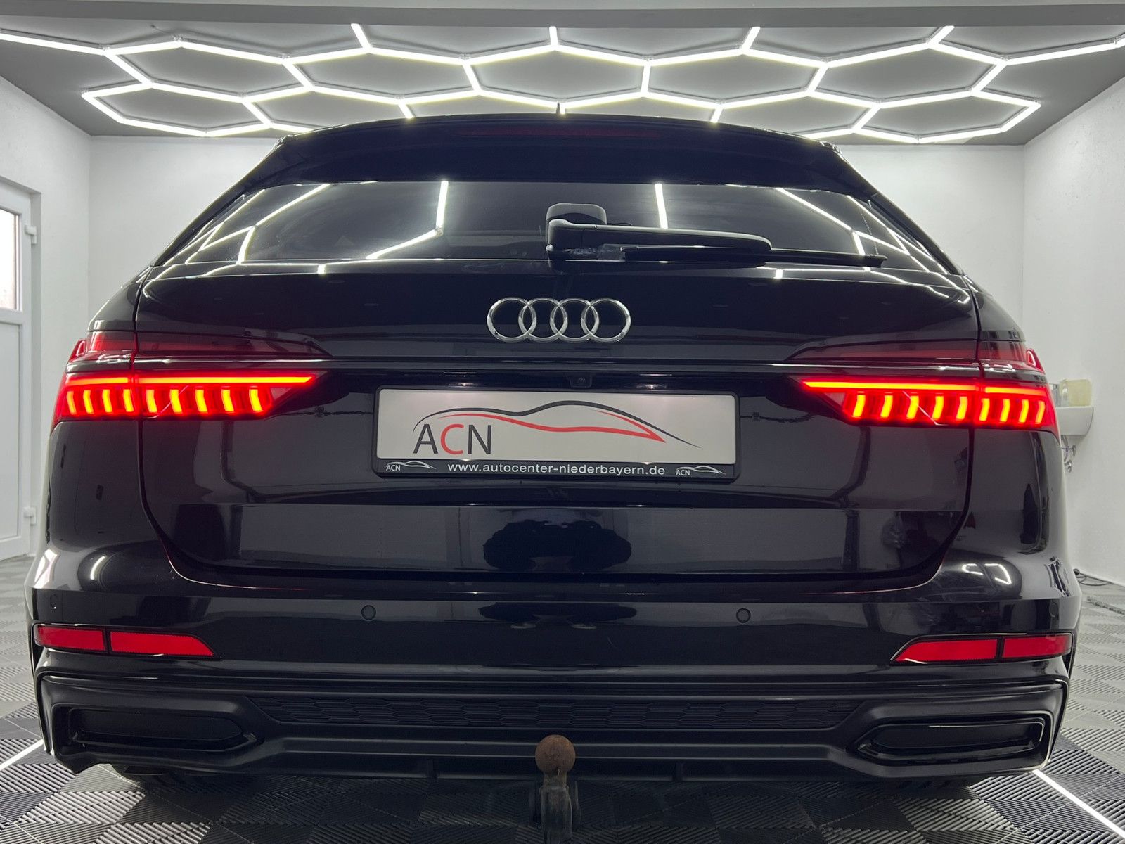 Fahrzeugabbildung Audi A6 Avant 50 TDI Quattro S-LINE/HDMATRIX/AHK/AMBI