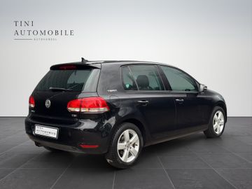 Volkswagen Golf - 3