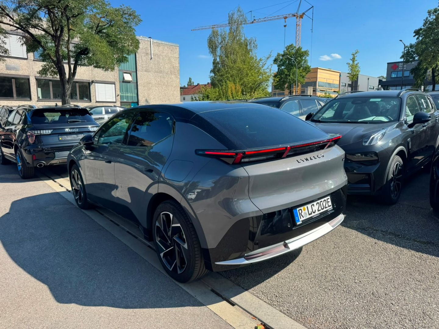 Lynk & Co 02