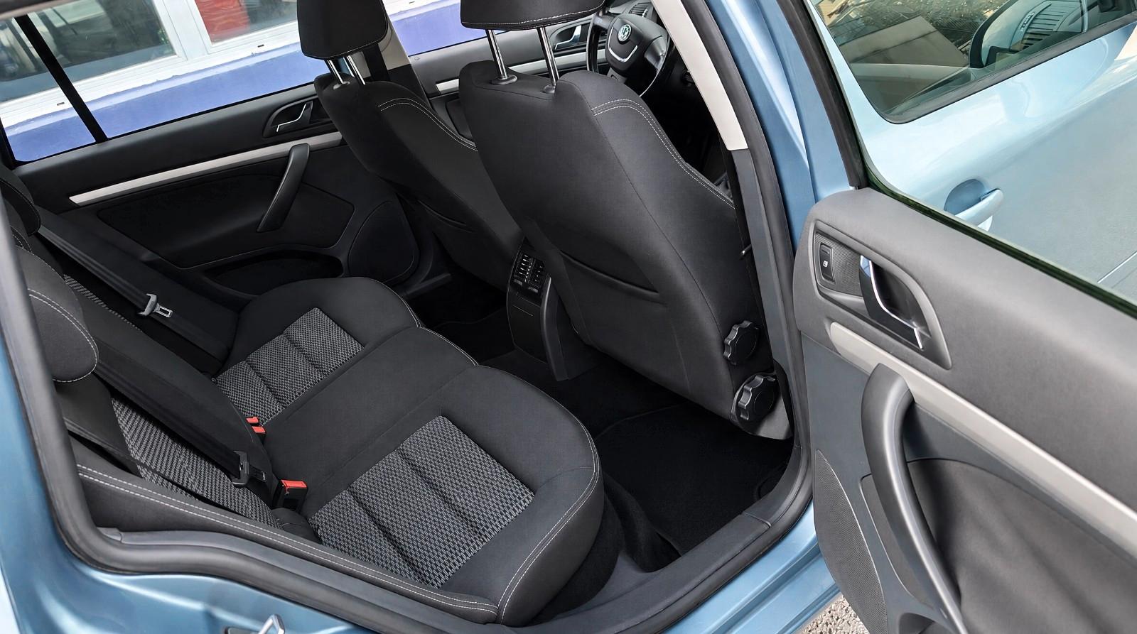 Skoda Octavia 2010 — photo 7