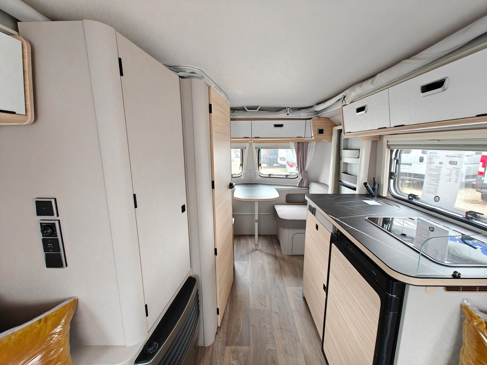 Fahrzeugabbildung HYMER / ERIBA / HYMERCAR Touring 540 Urban - JETZT 7.494€ SPAREN !!!