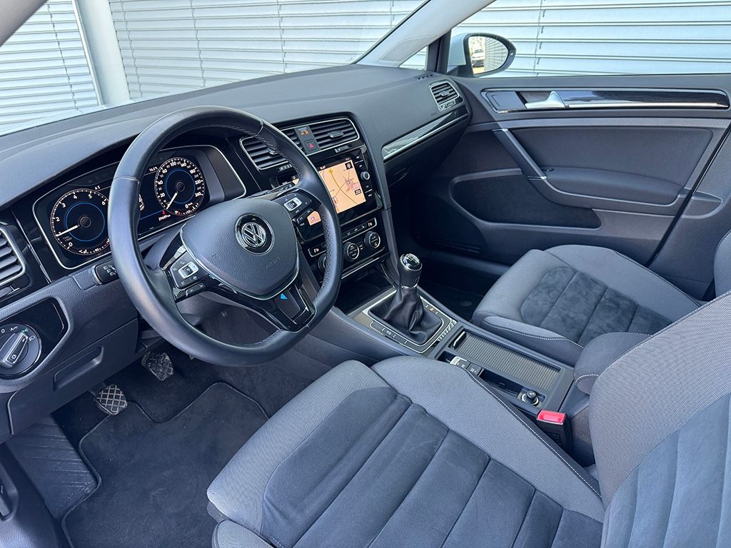 Golf VII 1.5 TSI R-LINE  *LED*NAVI*ACC*