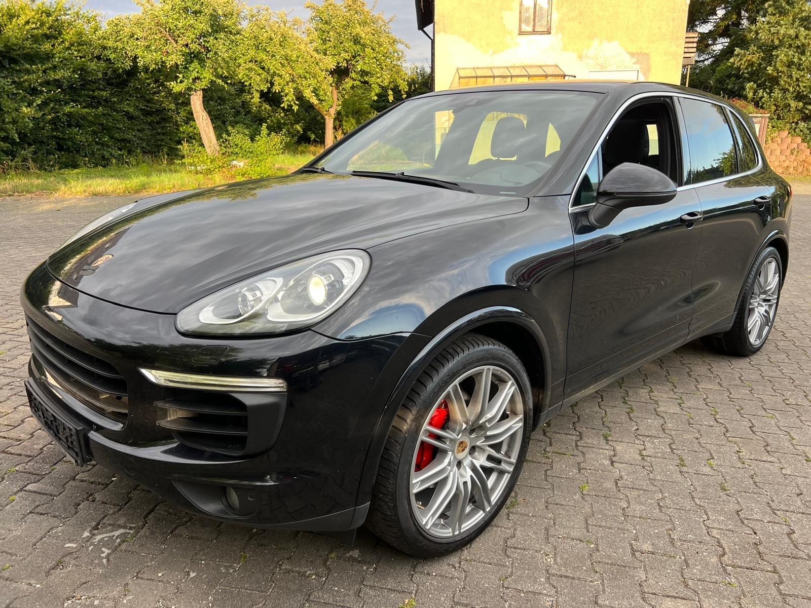 Porsche Cayenne S Diesel AHK/Pano/Luft