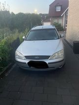Ford Mondeo 2002 TÜV September 2026 - Ford Mondeo aus 2002 mit Diesel-Antrieb