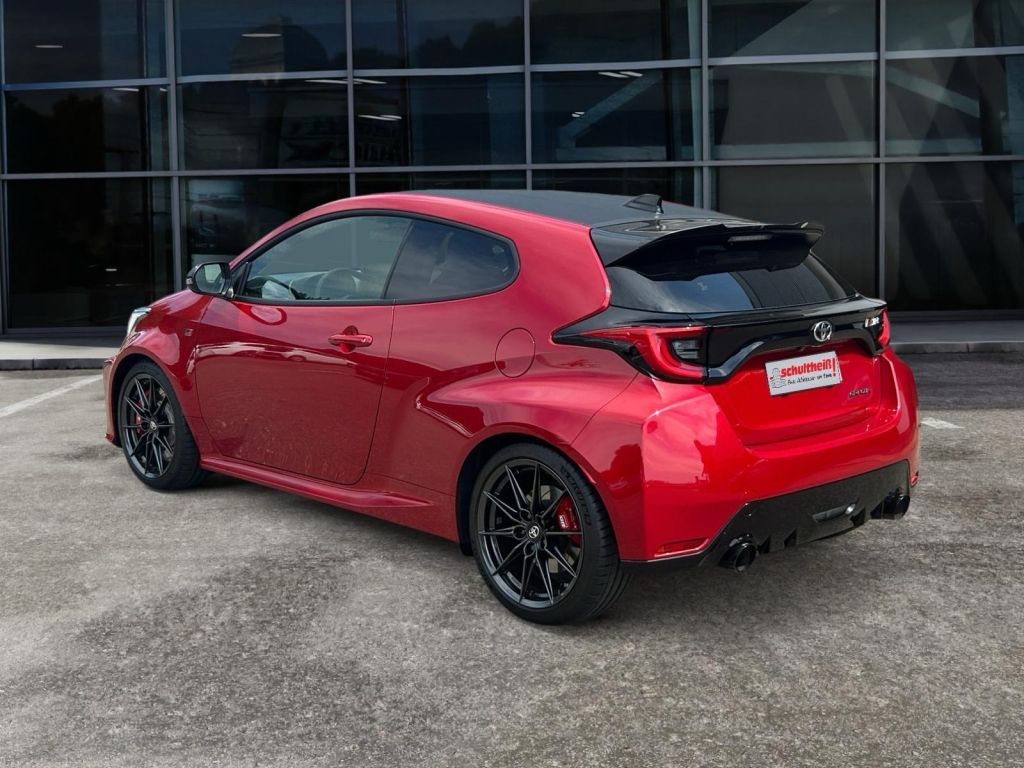 Fahrzeugabbildung Toyota GR Yaris mit High-Performance-Paket