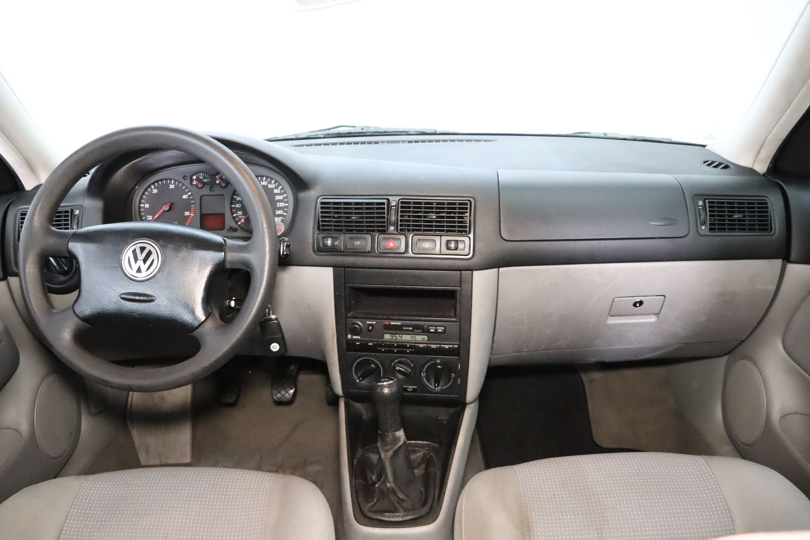 Fahrzeugabbildung Volkswagen Golf 1.9TDI Special * Klima *  SHZ